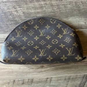 Louis Vuitton Monogram Pouch